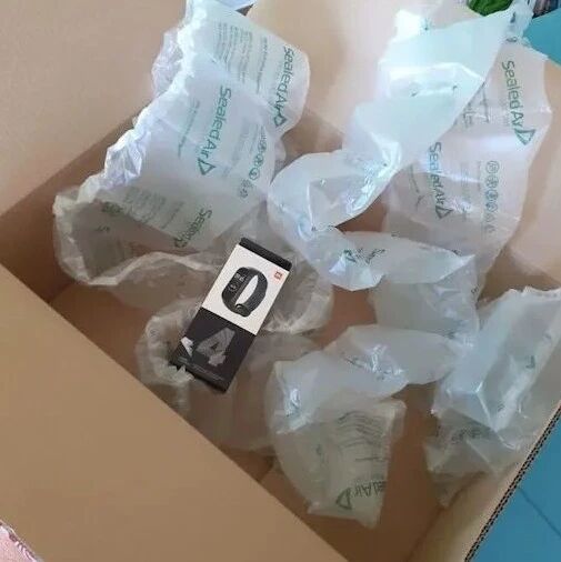 快递"过度包装"能有多浪费?歪果网友这波经历看得人血压高了!